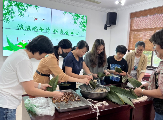 成都德熙愛汝實業集團股份有限公司各子(zǐ)公司開展端午節活動
