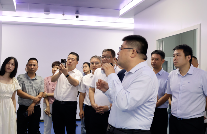 要(yào / yāo)聞丨魏敦盛副市長帶領各縣市農業農村局有關負責人(rén)考察調研大(dà)武夷綠色食品研發中心