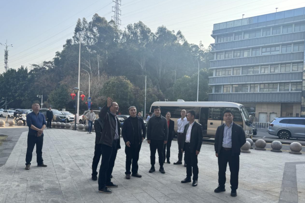 福州市副市長林治良一(yī / yì ／yí)行至南平（福州）企業創新中心考察調研